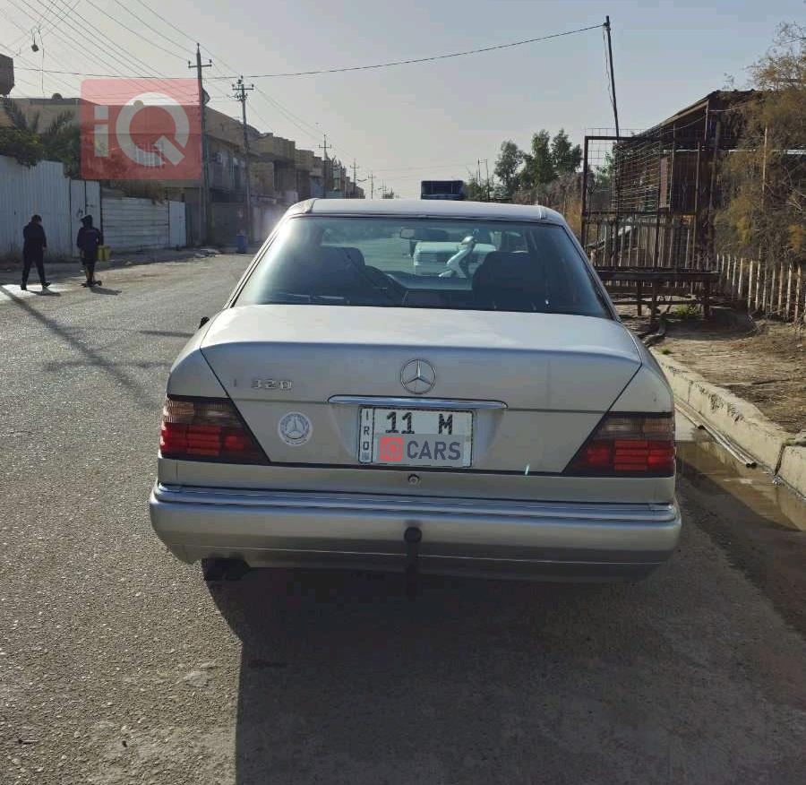 مرسيدس بنز E-Class